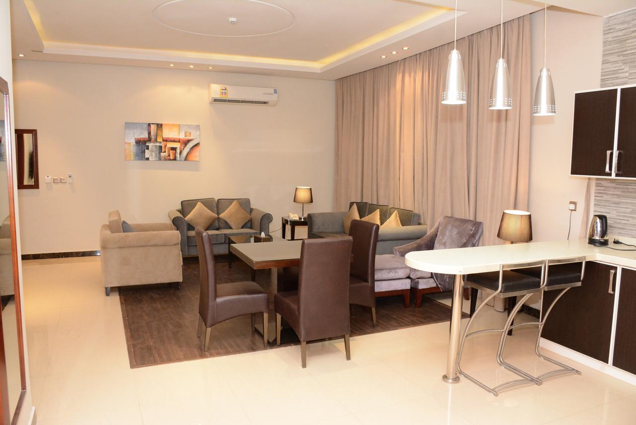Topaz Furnished Apartments Rijád Kültér fotó