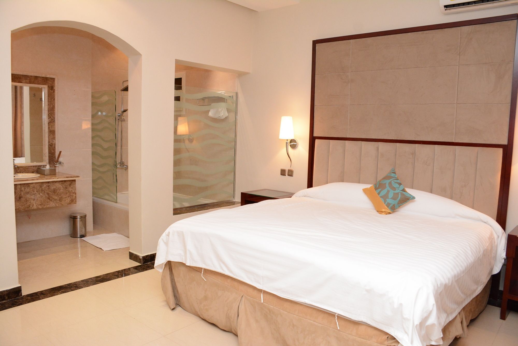 Topaz Furnished Apartments Rijád Kültér fotó